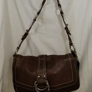 B8,305 Coach F10893 Chelsea Shoulder Bag